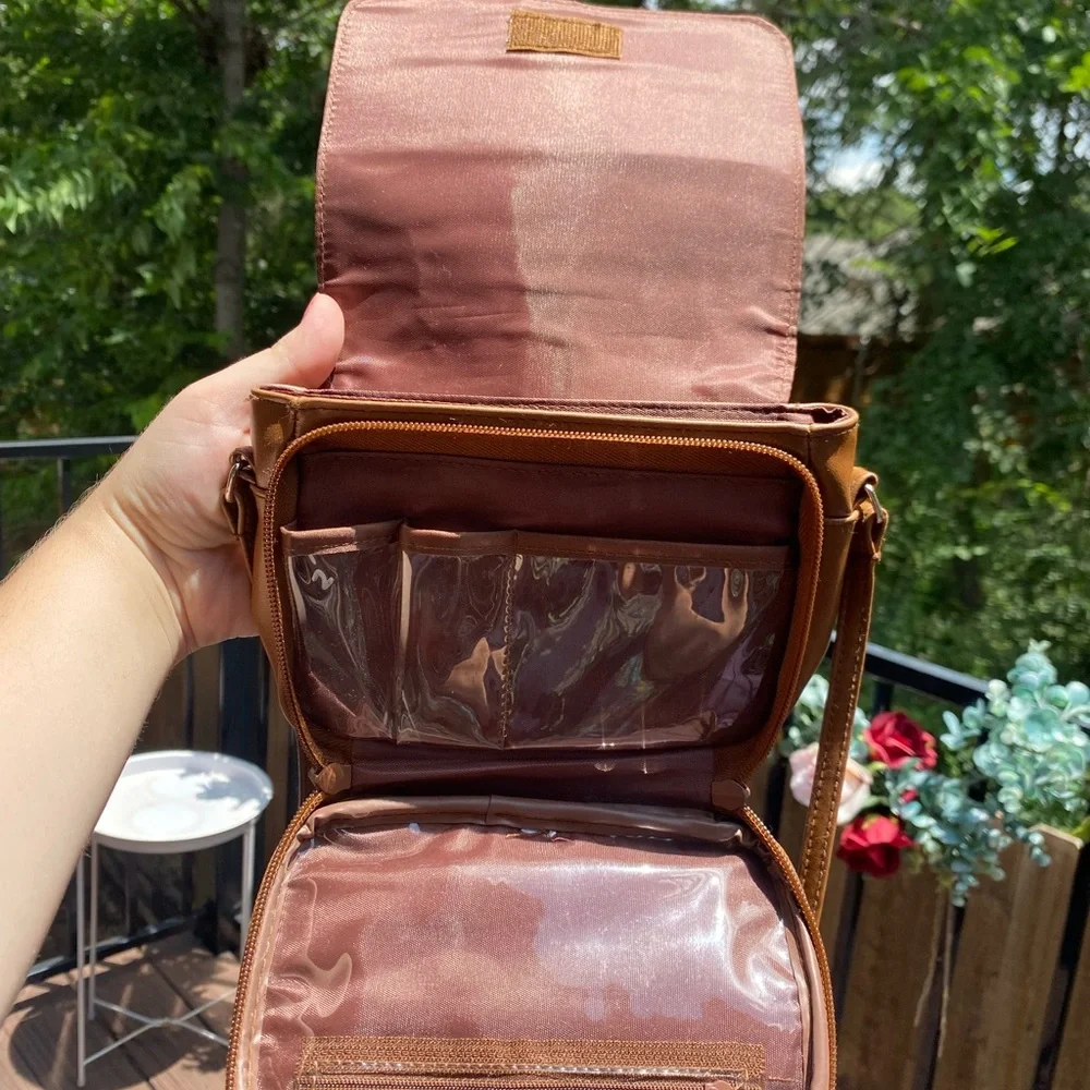 Colorblock Faux Leather Crossbody Bag - Picture 7 of 11